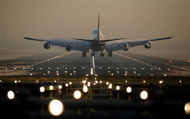 Flights disrupted as computer failure causes chaos at UK airports 9