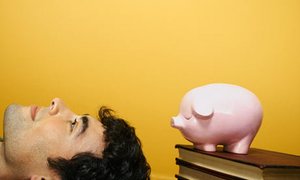Should you pay off your US student loan debt quicker than scheduled? 1