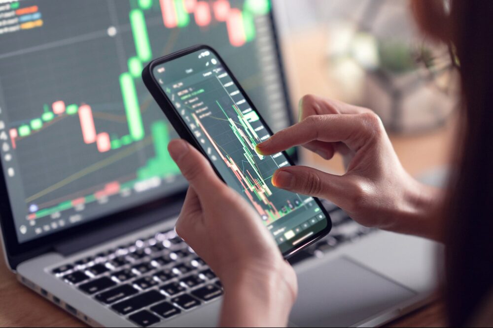 I have zero invested in stocks. But the stock market rollercoaster still irritates me 1