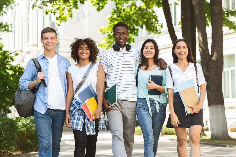 College students are hopeless at estimating their student loans 1