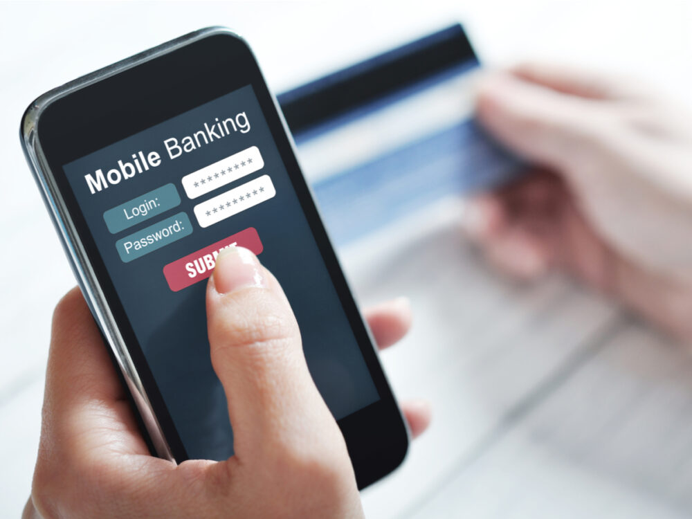Is it Better to Apply for a Loan Via your Mobile Banking App? 1