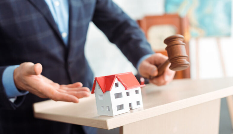 The Benefits of a Real Estate Auction 2