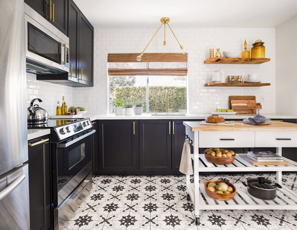 What To Consider While Choosing A Shutter For Kitchen 1