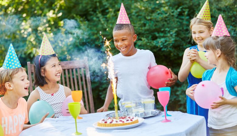 TIPS TO CONSIDER WHEN CHOOSING JUMPING CASTLE FOR KIDS PARTY 9